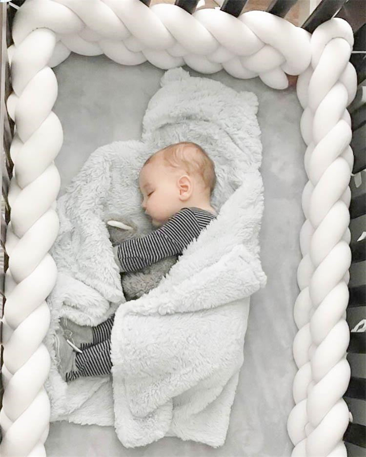 Handgewebtes Premium-Babykissen