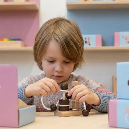 Handgefertigtes Holz-Seil-Geduldsspiel – Logik-Puzzlespiel für die ganze Familie