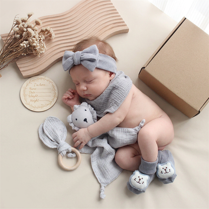 6-Teiliges Neugeborenen Geschenkbox Set  – Baby Erstausstattung