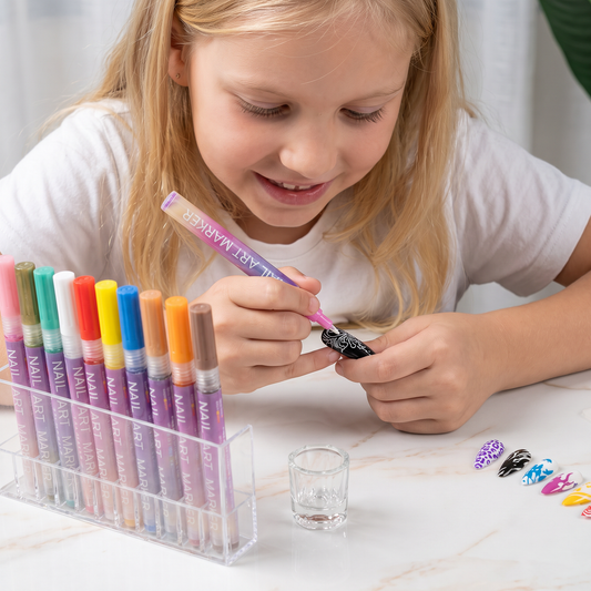 Nail Art Marker Set mit Präzisionsspitze – Acrylmalstifte für feine Nageldesigns
