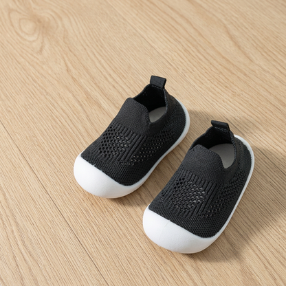 Rutschfeste Sockenschuhe für Kinder