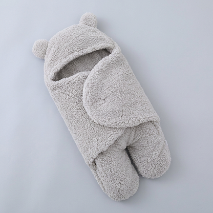 Baby Decke und Schlafanzug im Bärendesign