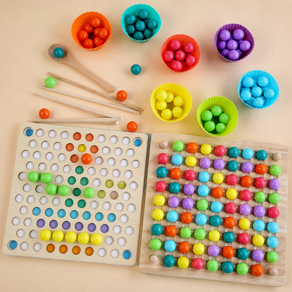 Montessori-Sortierspiel mit Holzperlen