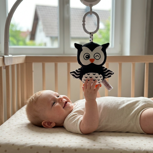 Baby-Rassel-Kuscheltiere für Kinderbett und Kinderwagen