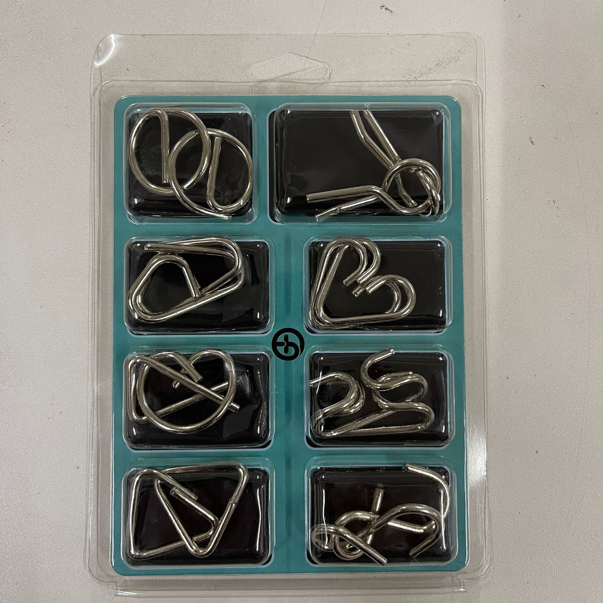Knobel- und Puzzlespiele für Kinder