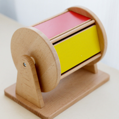 Montessori-Spielbox aus Holz