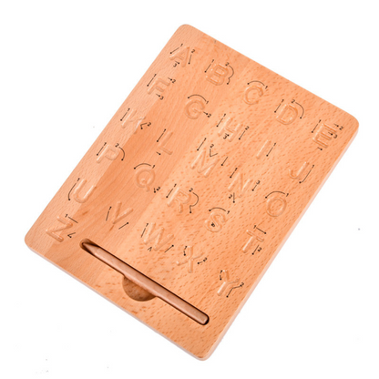 Holz-Buchstabentafel zum Schreibenlernen